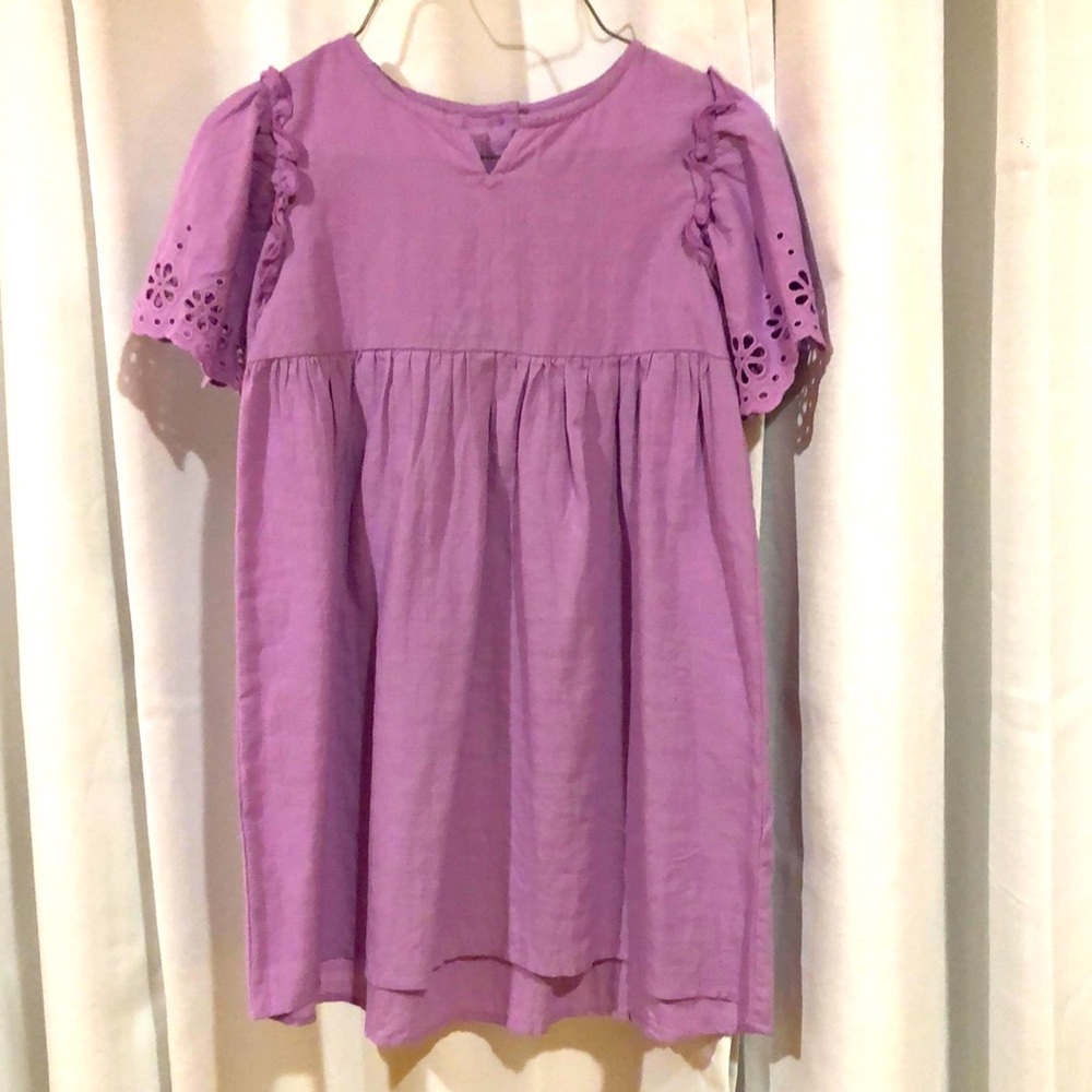 Dress light and comfortable cotton